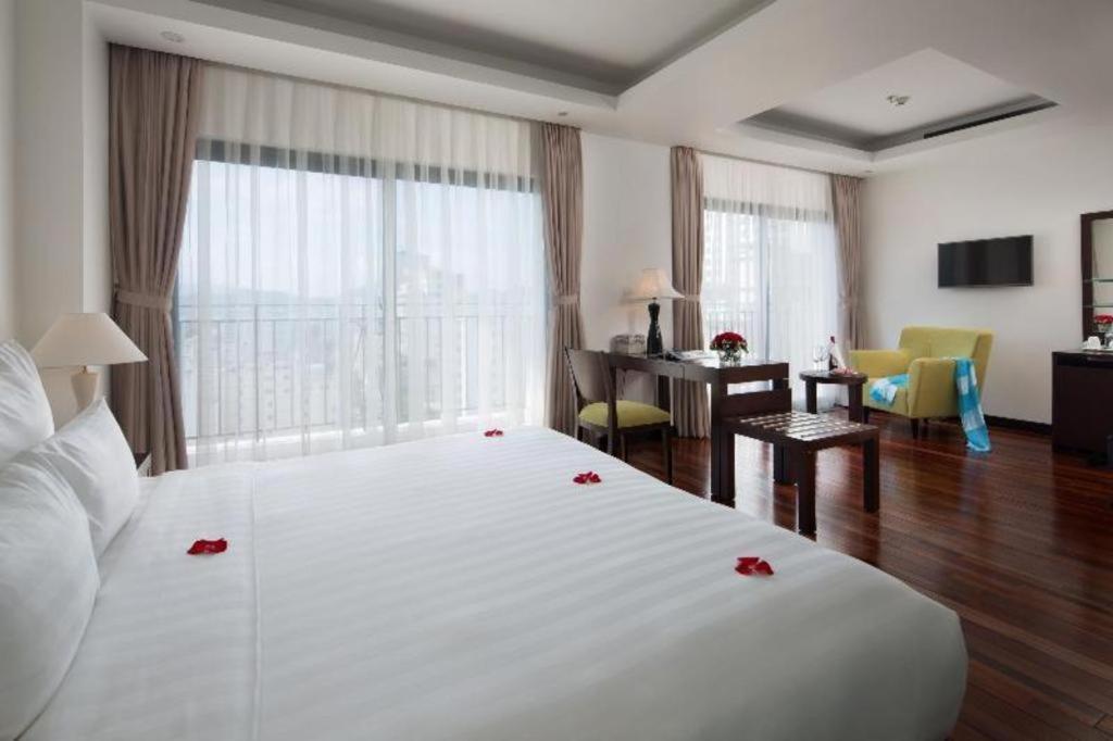 נה טראנג Legendsea Hotel מראה חיצוני תמונה