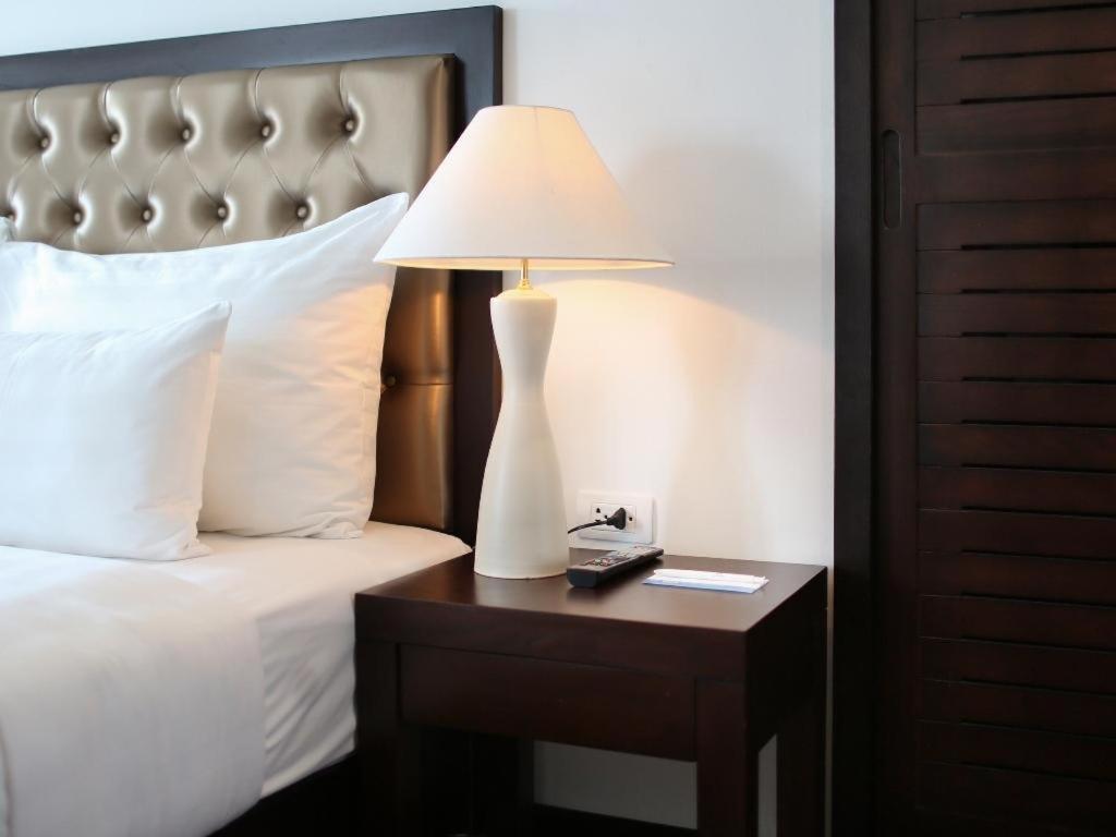 נה טראנג Legendsea Hotel מראה חיצוני תמונה